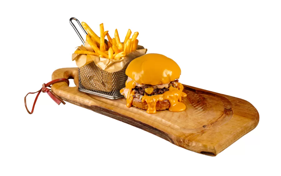 Cheddar Supreme cu cartofi pai și sos — Burgeri, Artisan 19 Alba Iulia